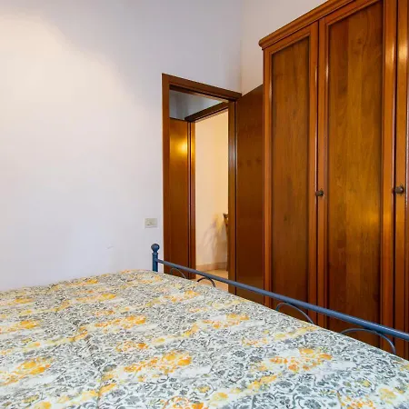Aia - Cet120 By Interhome